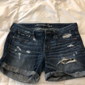 American eagle boyfriend shorts